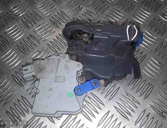 NISSAN X-Trail T30 (2001-2007) Ajtózárak Soft Close készlete 805523y510 28641909