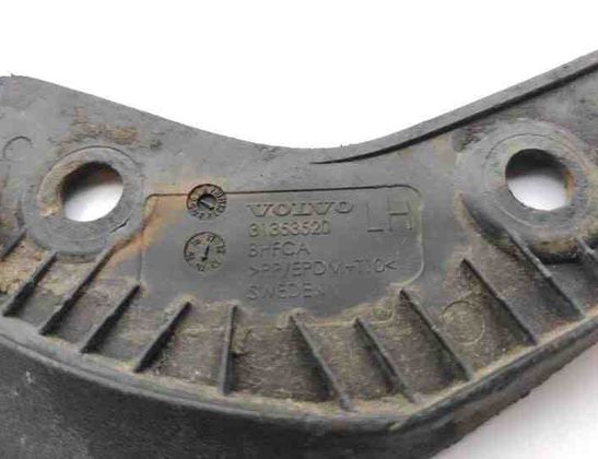 VOLVO V60 1 generation (2010-2020) Брызговик передний левый 31353520 20529213