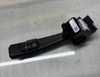 VOLVO V60 1 generation (2010-2020) Fordulatszabályozó kapcsoló 31394001,31456045 32132286