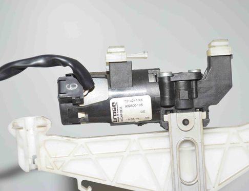 BMW 5 Series F10/F11 (2009-2017) Jobb első ülés vezérlőmotorja 7314217,52107314217 15454417