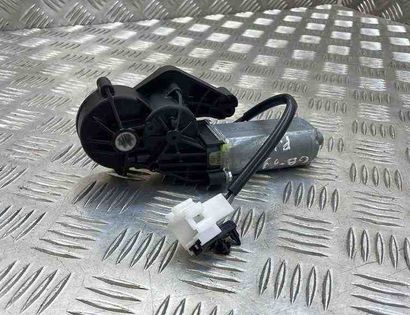 MERCEDES-BENZ C-Class W204/S204/C204 (2004-2015) Front Left Seat Control Motor 0390203209 31824328