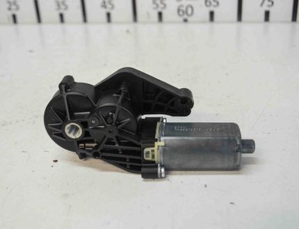 MERCEDES-BENZ C-Class W204/S204/C204 (2004-2015) Моторчик переднего левого сиденья 82584369-4,0390203369 11576059