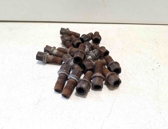 VOLKSWAGEN Golf 7 generation (2012-2024) Wheel bolt 31227702
