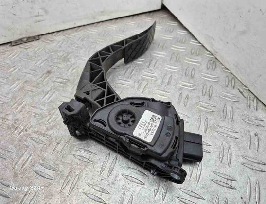 AUDI A6 C6/4F (2004-2011) Педаль газа 8K1721523 32406132