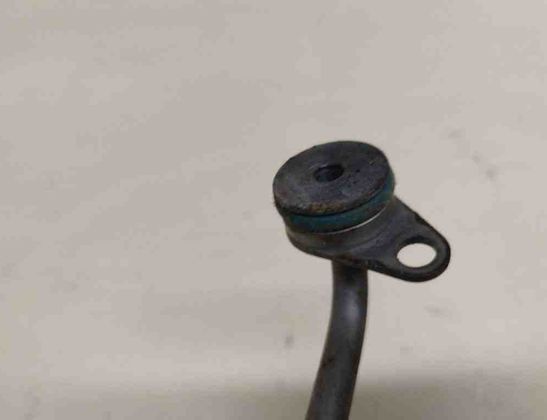 AUDI A8 D2/4D (1994-2002) Coolant Hose Pipe 057121597Q 31424647