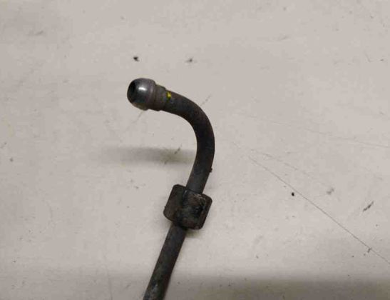 AUDI A8 D2/4D (1994-2002) Coolant Hose Pipe 057121597Q 31424647