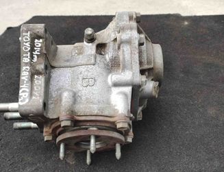 TOYOTA RAV4 4 generation (XA40) (2012-2018) Front Transfer Case 2W226,W72 27353272