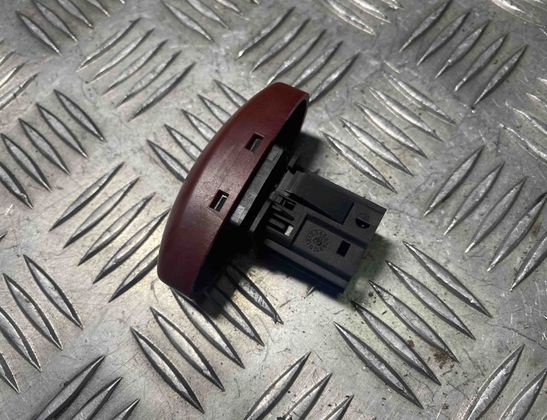 PEUGEOT 206 1 generation (1998-2009) кнопка опасности 9643213777 22752541