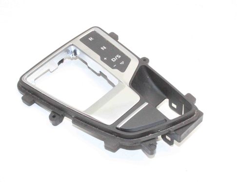 AUDI A4 B9/8W (2015-2024) Sebességváltó kar műanyag díszítőcsíkja 8W2713111C 29628075