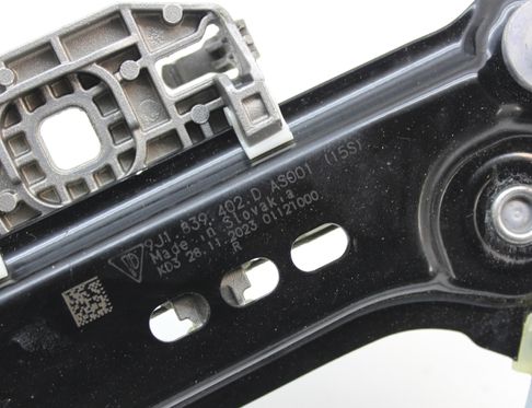 AUDI e-tron GT 1 generation (2020-2024) Стеклоподъемник задней правой двери 9J1839402D 32976510