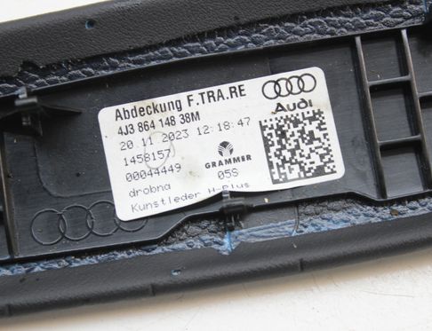 AUDI e-tron GT 1 generation (2020-2024) Отделка центральной консоли 4J3864148 32976521