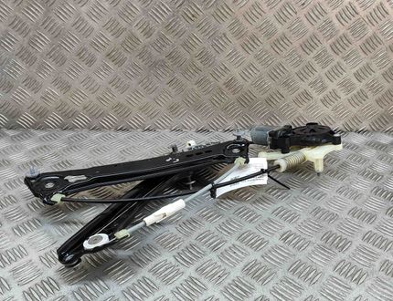 PORSCHE Taycan 1 generation (2019-2023) Jobb hátsó ajtó ablakemelője 9J1839402C,9J1.839.402.C,E059324304D,0130822060,E850202126 23951925