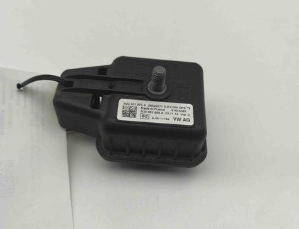 VOLKSWAGEN Golf R 7 generation (2013-2019) Riasztó 5Q0951605A 30725695