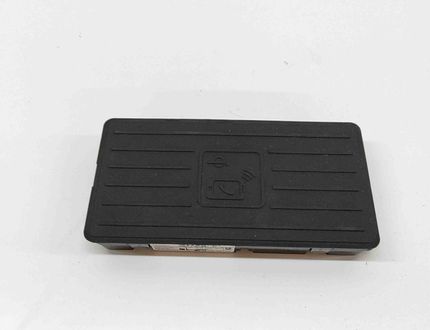 VOLKSWAGEN Touareg 3 generation (2018-2024) Беспроводная зарядная станция 4N0035502B 30908186