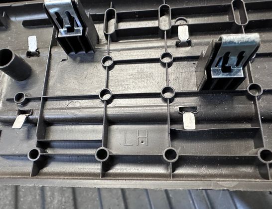 LAND ROVER Discovery 5 generation (2016-2024) Front Left Sill Trim HY3213201AA,186205232,156137022 32987848