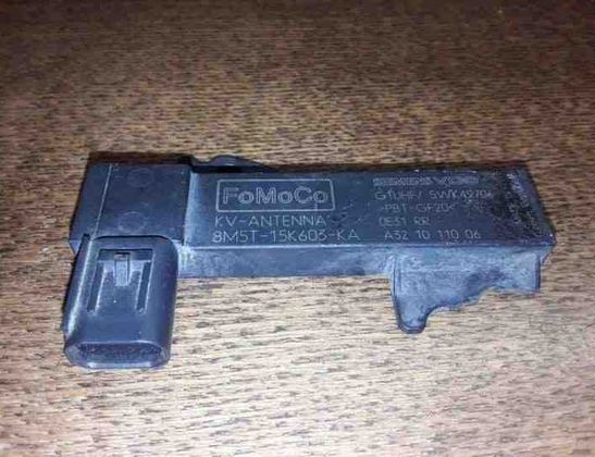 FORD Kuga 1 generation (2008-2013) Bootlid Antenna Amplifier 8M5T15K603KA,8M5T15K603 25470314