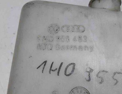 VOLKSWAGEN Vento 1 generation (1992-1998) Window Washer Tank 1H0955453 30176601