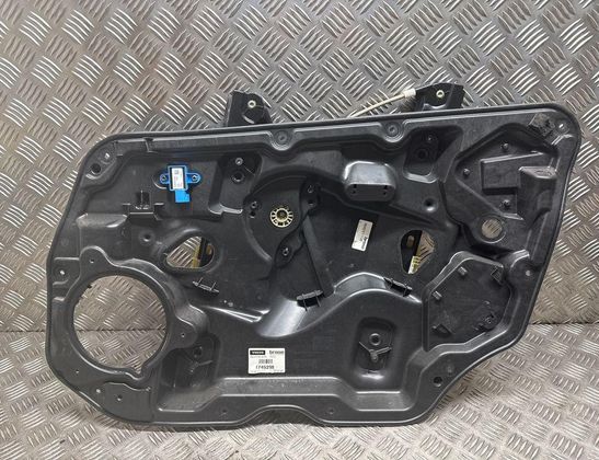 VOLVO XC60 1 generation (2008-2017) Jobb hátsó ajtó ablakemelője 30753328 32974954