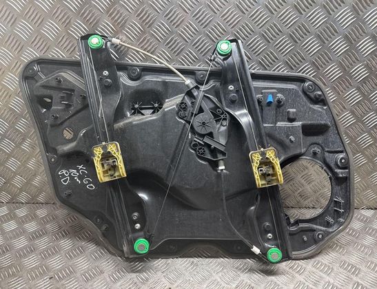 VOLVO XC60 1 generation (2008-2017) Jobb hátsó ajtó ablakemelője 30753328 32974954