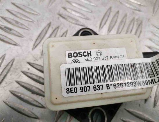 AUDI A4 B7/8E (2004-2008) Датчик ускорения 8E0907637B 30538362