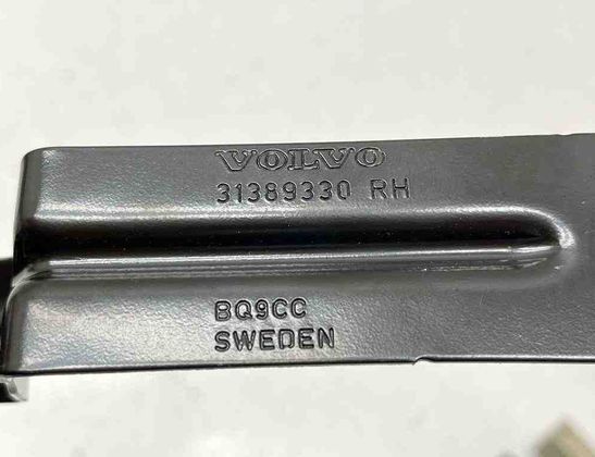 VOLVO XC90 1 generation (2002-2014) Egyéb belső alkatrészek 31389330 32689192