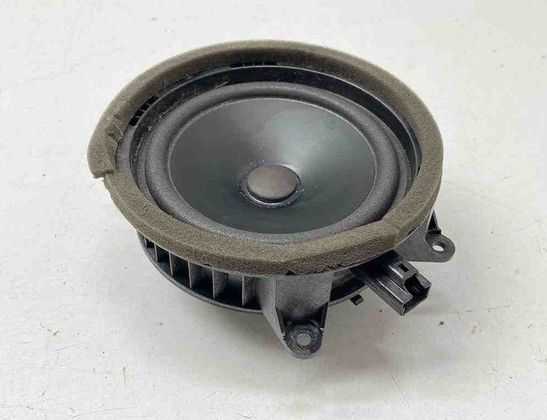 VOLVO XC60 2 generation (2017-2024) Bal hátsó ajtó hangszórója 31489120,20W50,S79EB 32694626