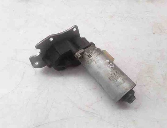 BMW 3 Series E90/E91/E92/E93 (2004-2013) Jobb első ülés vezérlőmotorja 0130002616,P1024950200 20732033