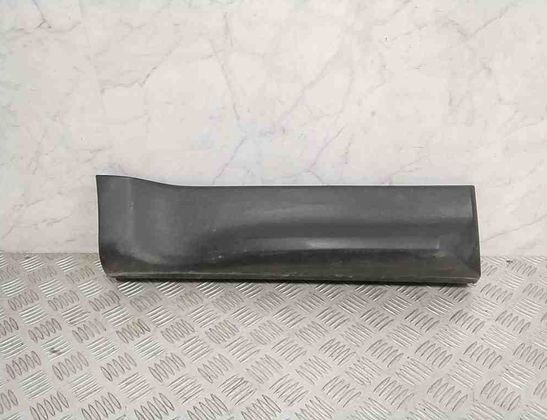 LAND ROVER Range Rover Sport 1 generation (2005-2013) Right Side Sliding Door Molding DGP000221 28441638