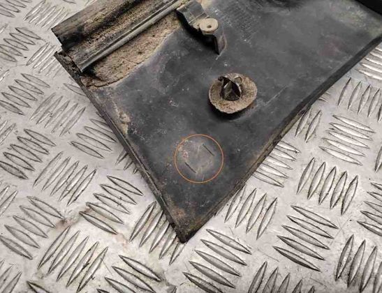 LAND ROVER Range Rover Sport 1 generation (2005-2013) Right Side Sliding Door Molding DGP000221 28441638