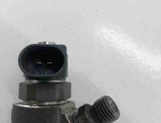 VOLKSWAGEN Tiguan 2 generation (2016-2024) Fuel Injector 0445110469 30552548