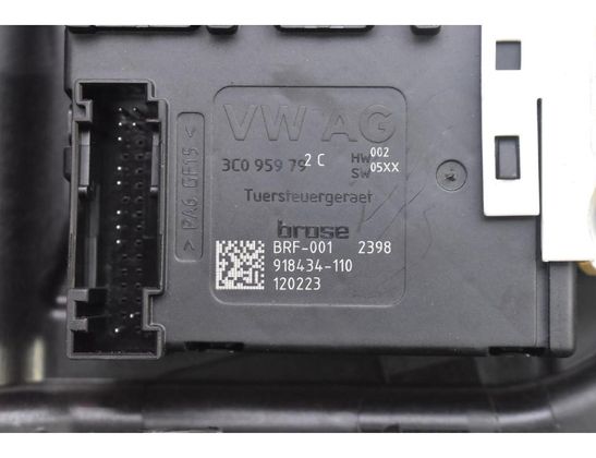 VOLKSWAGEN Passat CC 1 generation (2008-2017) Jobb első ajtó ablakemelője 3C8837756D 33011026