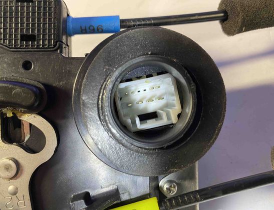 TOYOTA Land Cruiser 70 Series (1984-2024) Rear Right Door Lock 2A3121,A046693 10836637