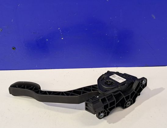 VOLVO S60 2 generation (2010-2020) Throttle Pedal 31358693,P31358693 32982976