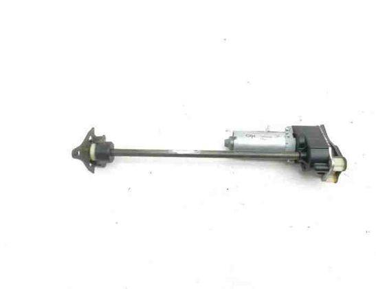 BMW X5 E53 (1999-2006) Jobb első ülés vezérlőmotorja 0130002616,7111878 26428551