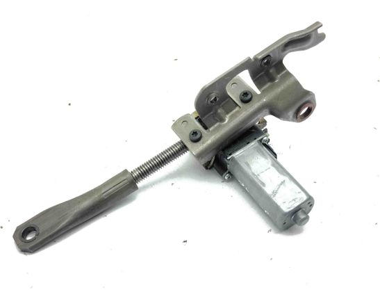 PORSCHE Cayenne 958 (2010-2018) Моторчик переднего левого сиденья 984686105 29946506