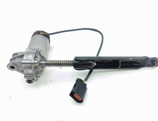 MASERATI Quattroporte 5 generation (2003-2012) Bal első ülés vezérlőmotorja 031029A,82031014,404528 32830201