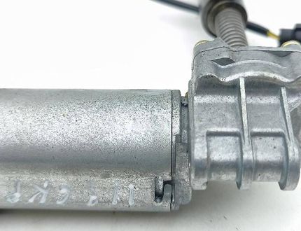 MASERATI Quattroporte 5 generation (2003-2012) Bal első ülés vezérlőmotorja 031029A,82031014,404528 32830201