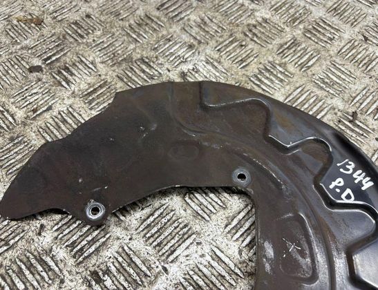 AUDI Q3 F3 (2018-2024) Передняя охрана тормозного диска 32976659