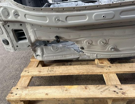 PORSCHE Taycan 1 generation (2019-2023) Hátsó jármű-karosszéria 32992796