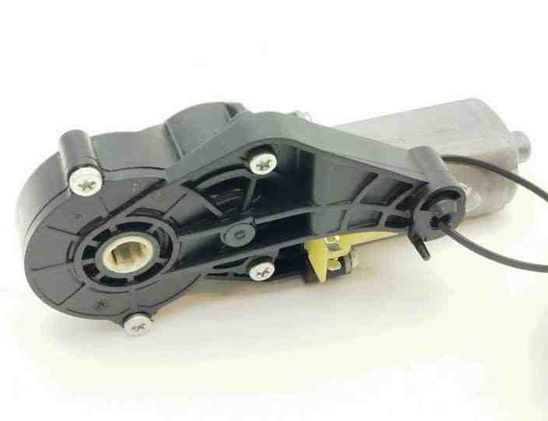 MERCEDES-BENZ C-Class W204/S204/C204 (2004-2015) Моторчик переднего правого сиденья 0390203367,825843714 21224796