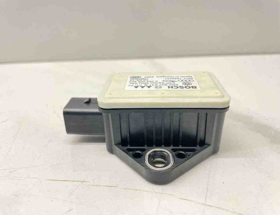 AUDI A4 allroad B8 (2009-2015) Gyorsításérzékelő 0265005853,8R0907637B,7060960 32205573