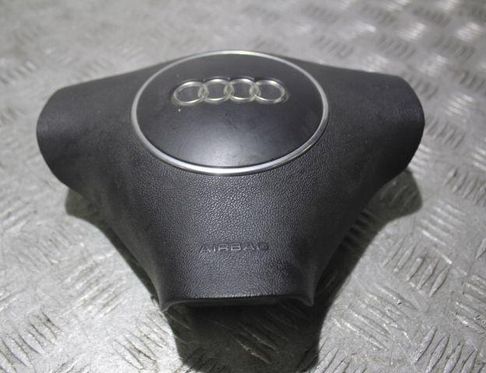 AUDI A3 8P (2003-2013) Kormánykerék légzsákja 32917442