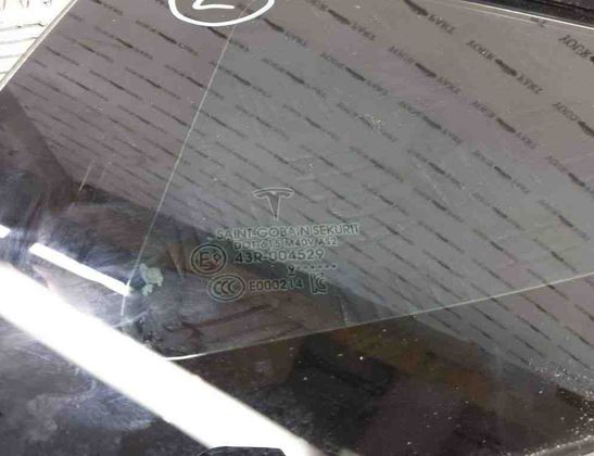 TESLA Model 3 1 generation (2017-2024) Bal hátsó ablaküveg 43R004529 31015835